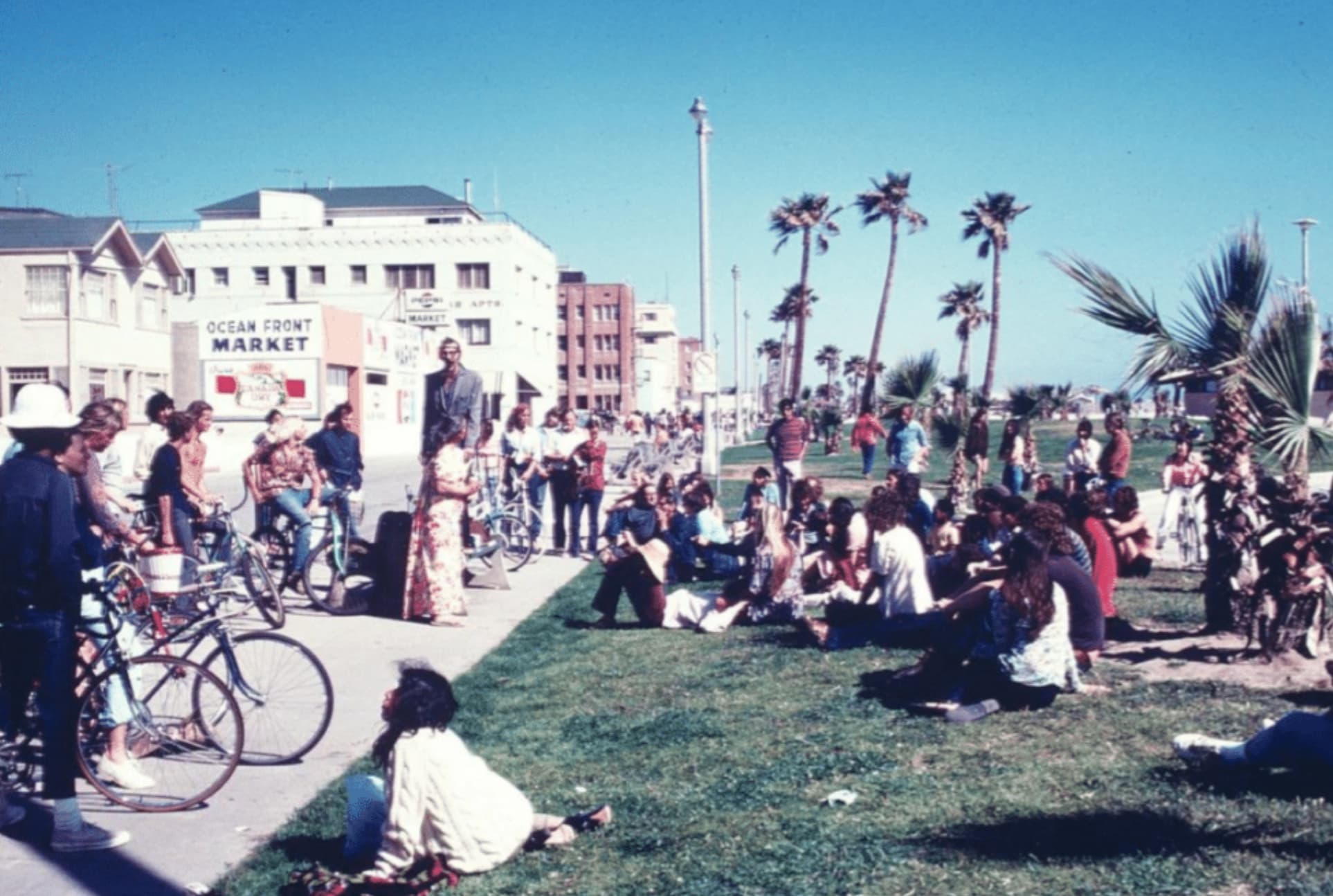 “Ocean Front Walk near Brooks Ave in Venice Beach in 1973. Photo by Robin Dunitz.”